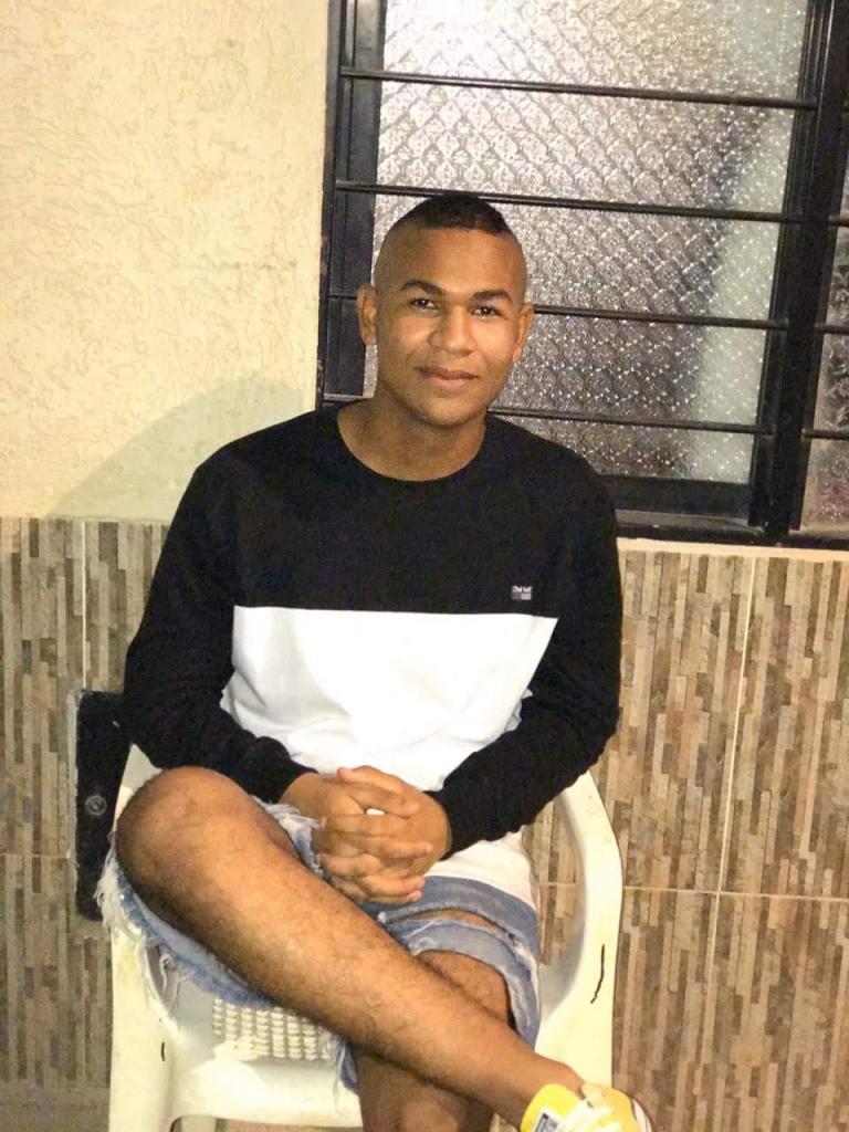 Chico busca chica en Alicante: 