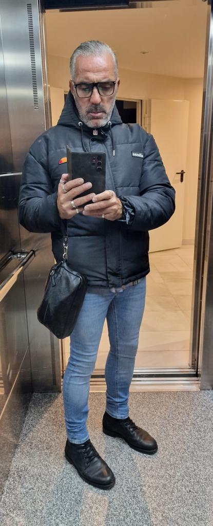 622687452: Chico busca chica en Granada