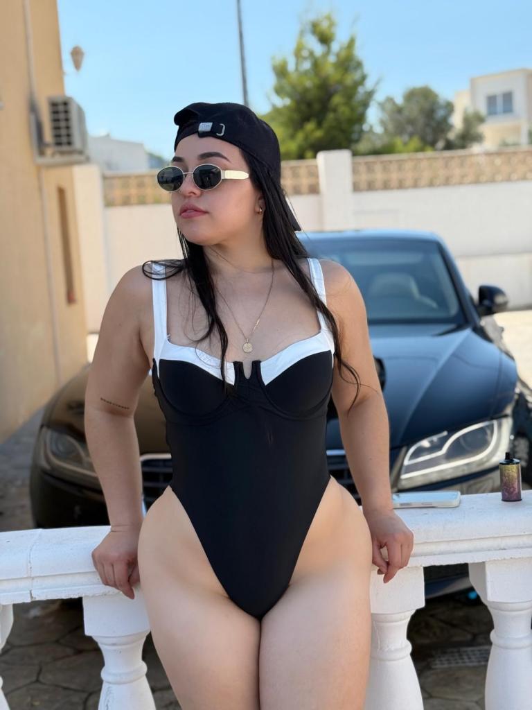 Chica busca chico en Almería: 