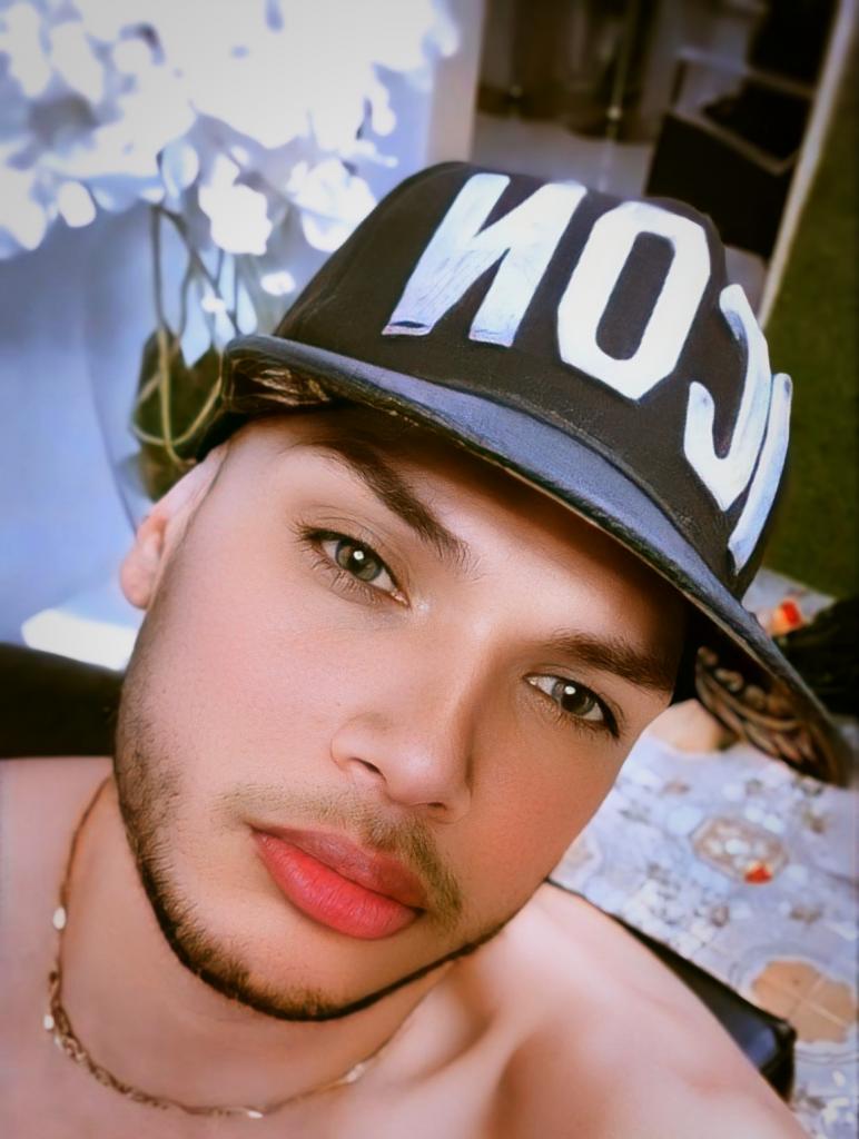 Chico busca chica en Barcelona: 