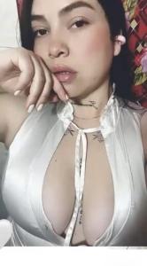 697624169: Chica busca chico en Málaga