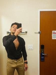 653682266: Chico busca chica en Murcia