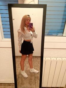 613644433: Chica busca chico en Tarragona