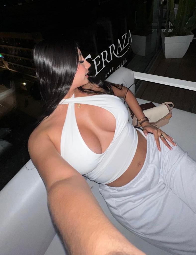 Chica busca chico en Granada: 