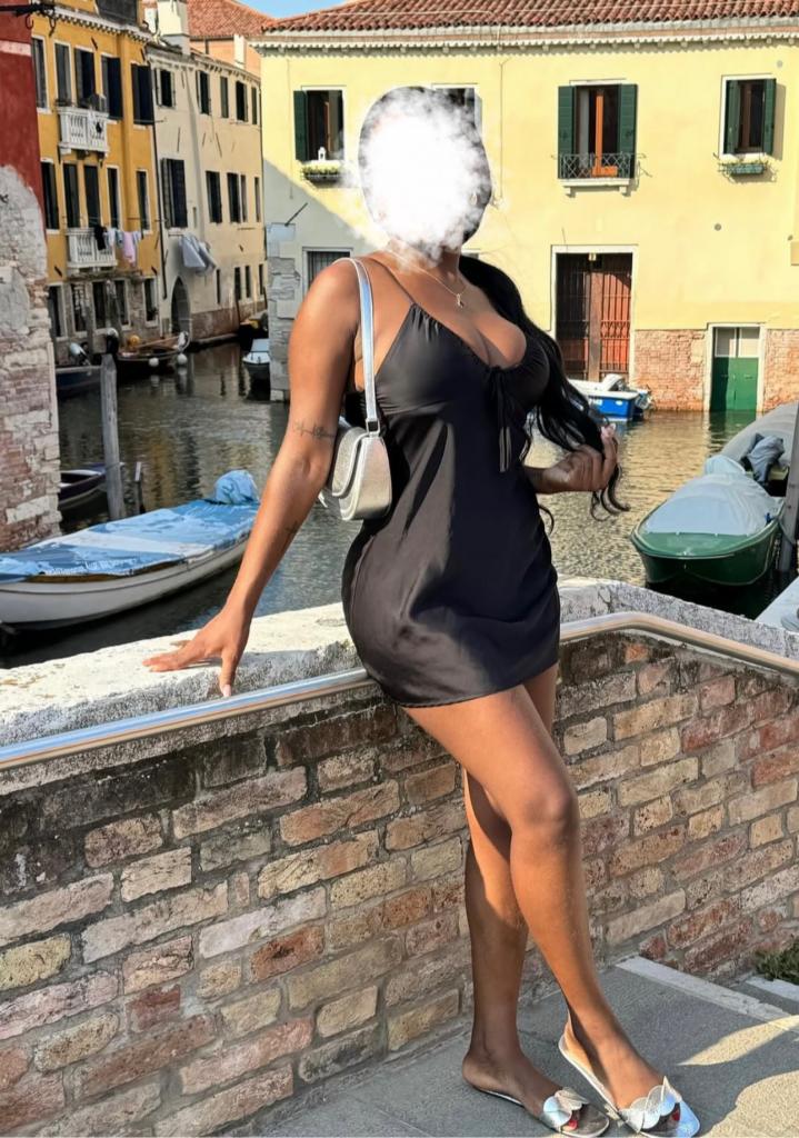 Chica busca chico en Barcelona: 