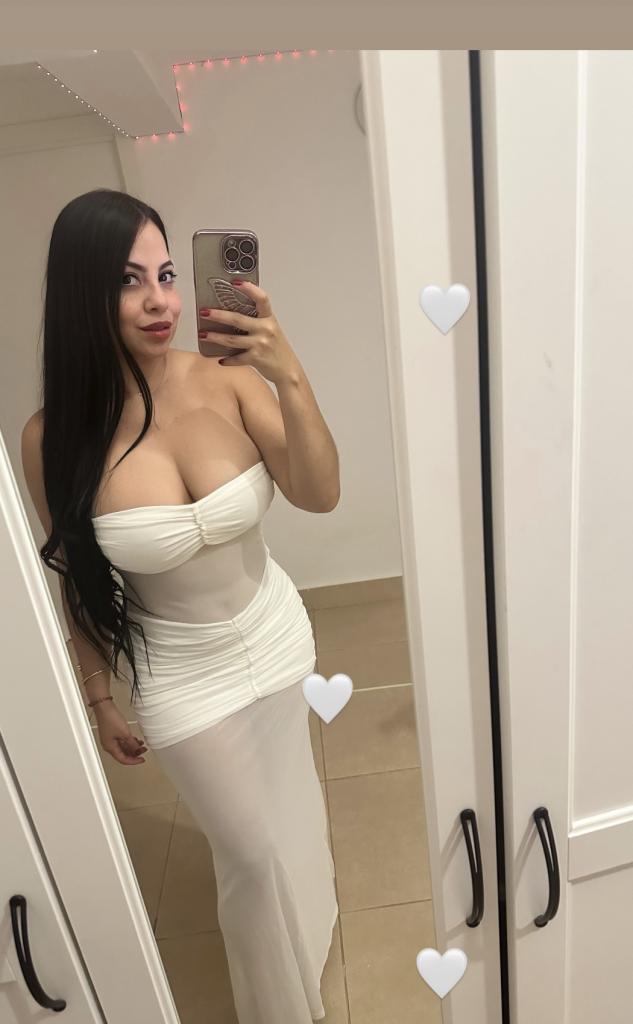 Chica busca chico en Almería: 