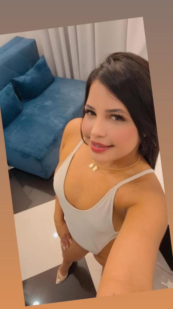 Chica busca chico en Granada: 