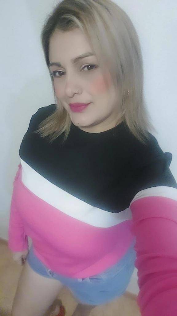 613585062: Chica busca chico en Murcia