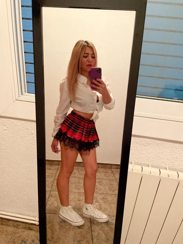 613644433: Chica busca chico en Tarragona