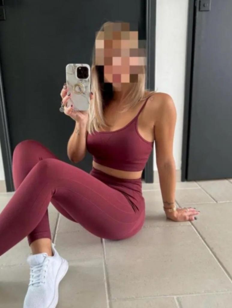 653534013: Chica busca chico en León