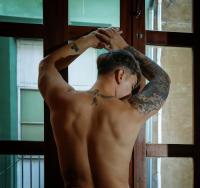 744756133: Chico busca chica en Valencia