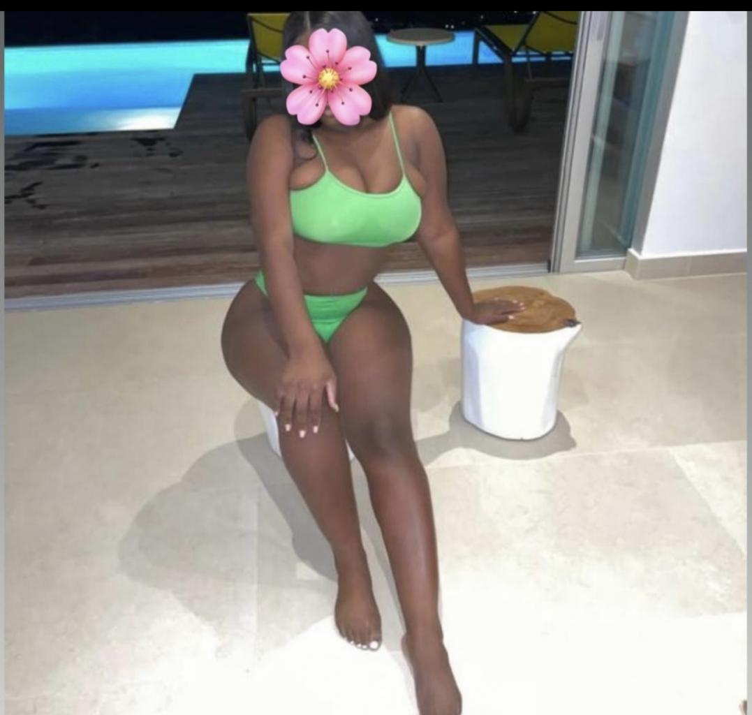 632870442: Chica busca chico en Barcelona