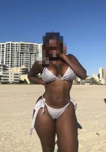 631827924: Chica busca chico en Tarragona