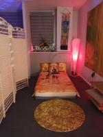 656890896: Chica busca chico en Navarra