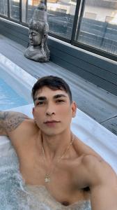 Chico busca chica en Lérida: 