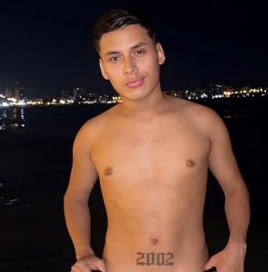 631232992: Chico busca chica en Barcelona