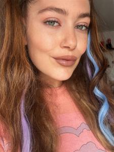 Chica busca chico en Asturias: 