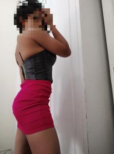 614483233: Chica busca chico en Madrid