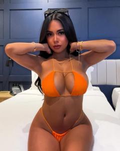 634183260: Chica busca chico en Tenerife