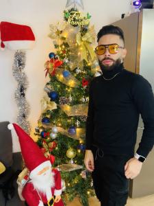 623547296: Chico busca chica en Madrid