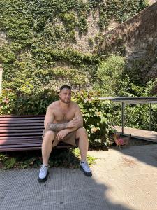 663526446: Chico busca chica en Gerona