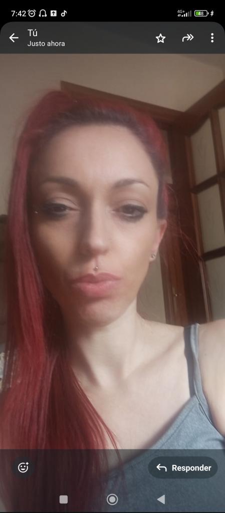 Chica busca chico en Asturias: 