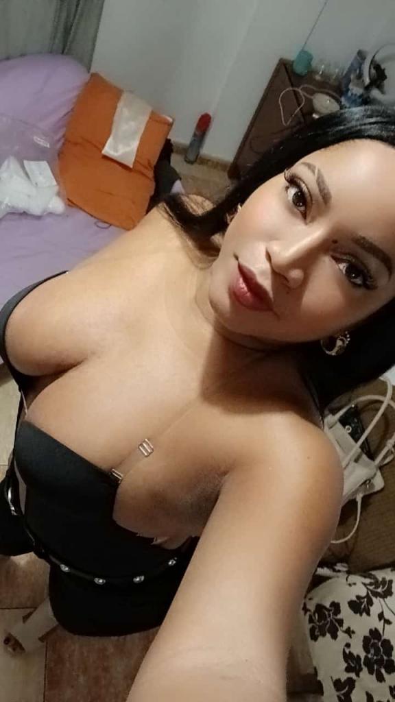 Chica busca chico en Tenerife: 