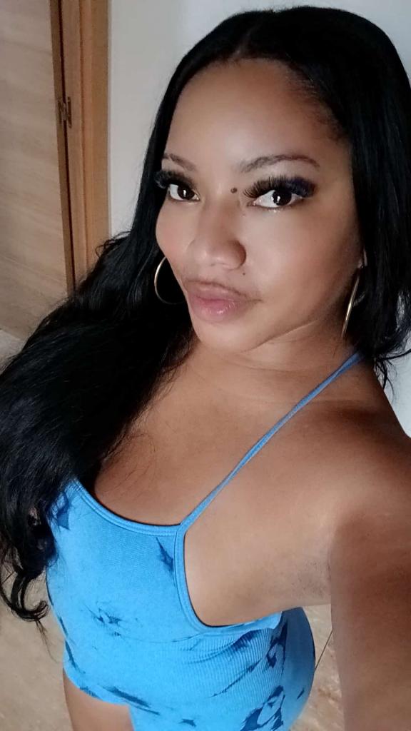 Chica busca chico en Tenerife: 