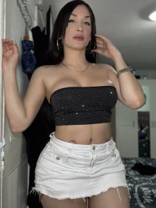 664437350: Transexual en Barcelona