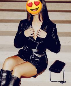 644354326: Chica busca chico en Barcelona