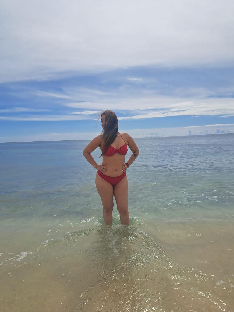 678029771: Chica busca chico en Barcelona