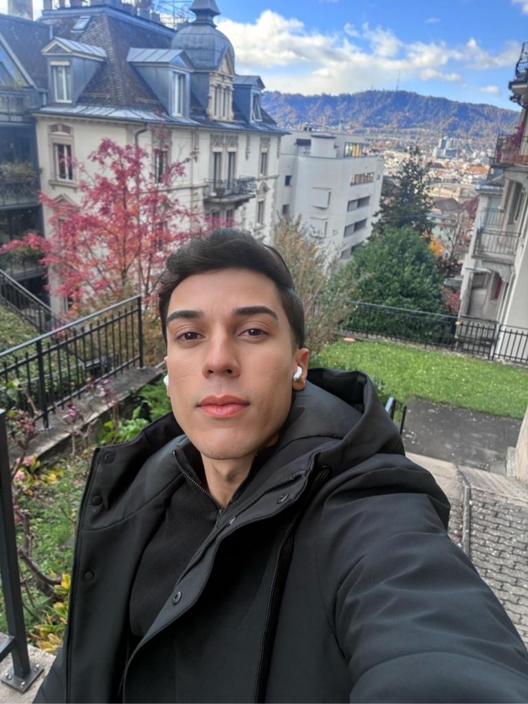 Chico busca chica en Barcelona: 