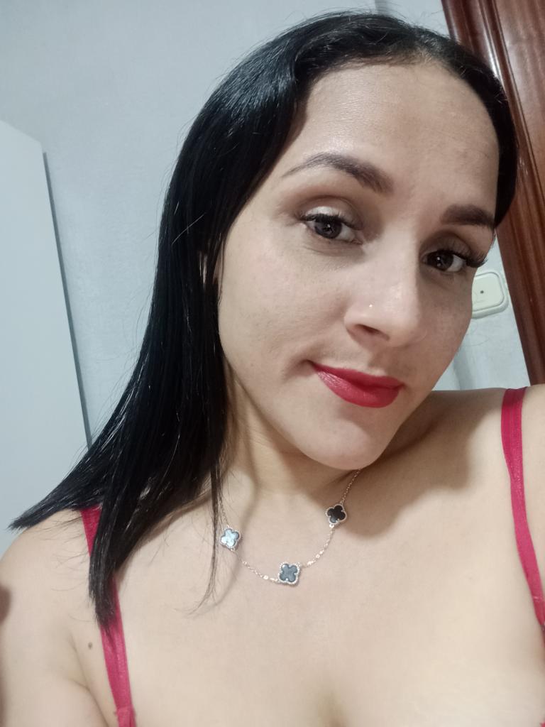 Chica busca chico en Huelva: 