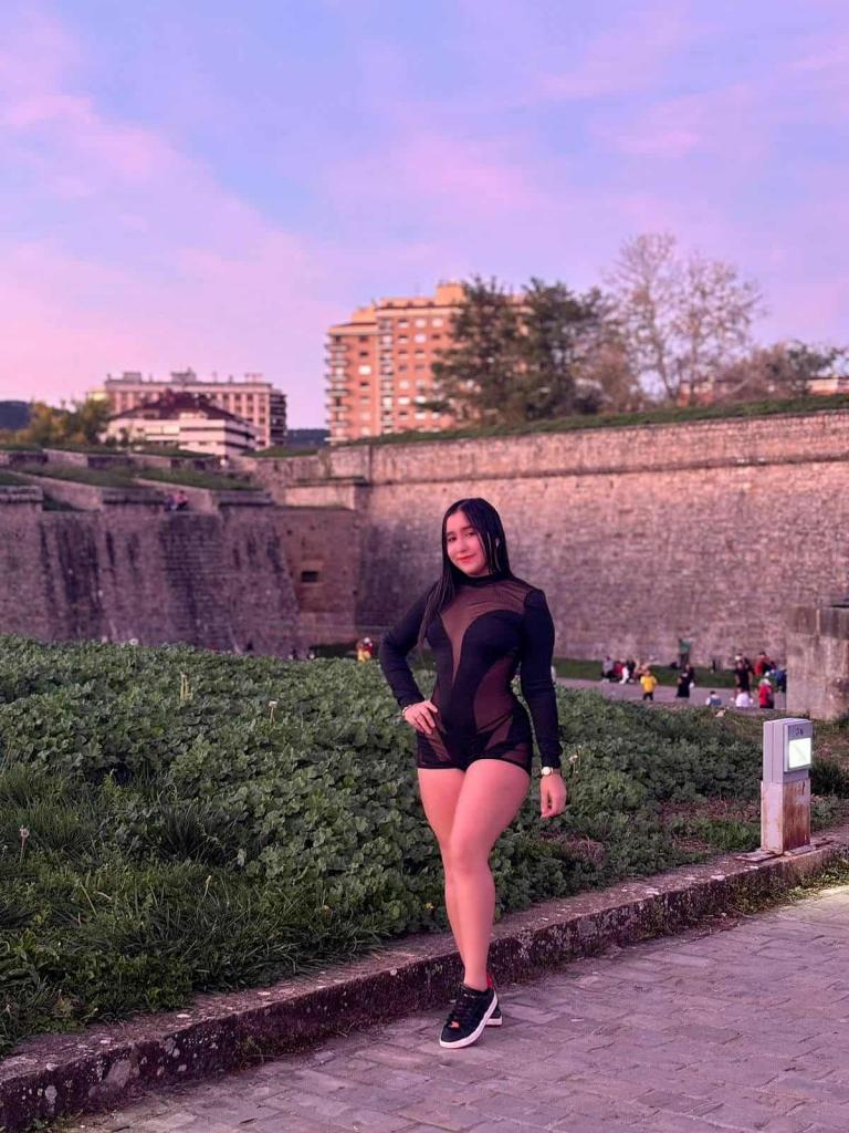 632287462: Chica busca chico en Asturias