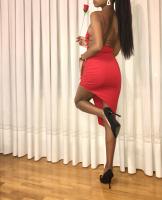 614911245: Chica busca chico en Barcelona