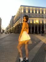 647242159: Chica busca chico en Madrid