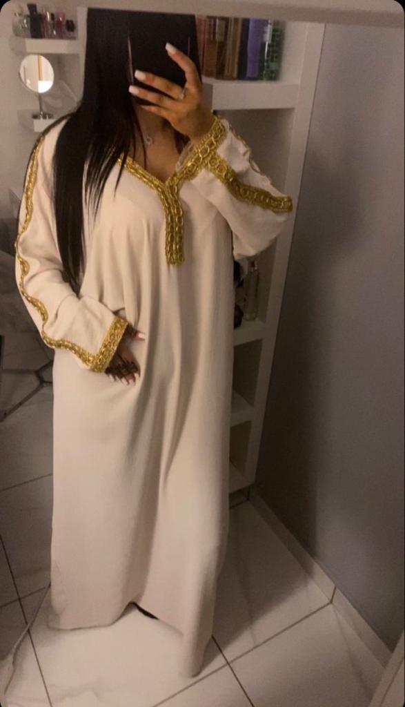 631119971: Chica busca chico en Málaga