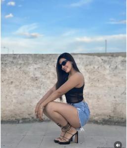 625716169: Chica busca chico en Madrid