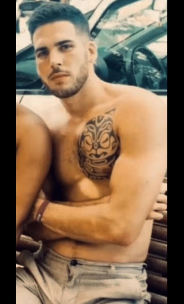 672918184: Chico busca chica en Barcelona