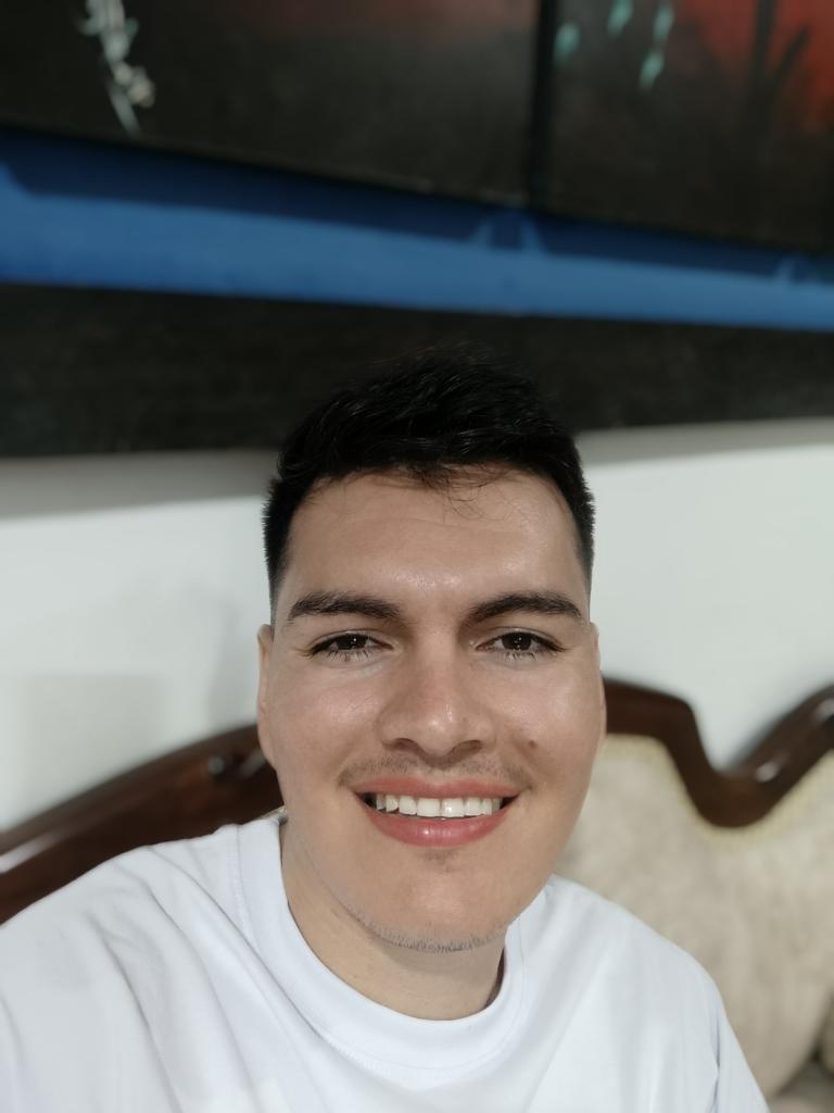 Chico busca chica en Asturias: 