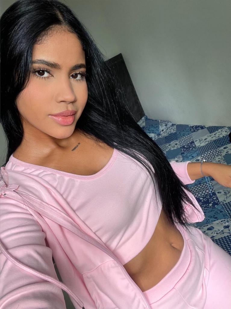 633373226: Chica busca chico en Málaga