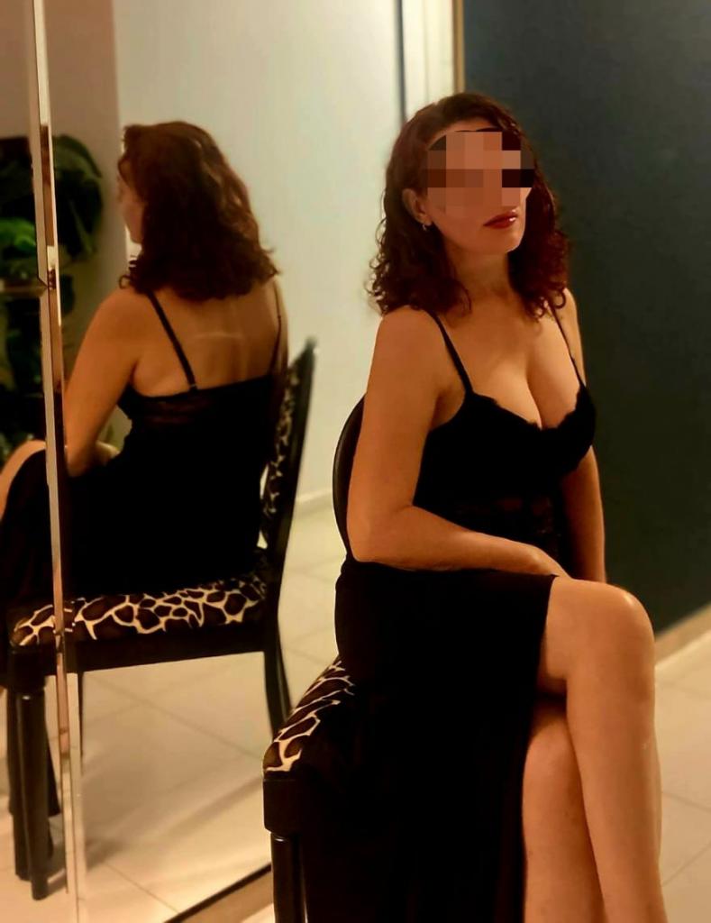 Chica busca chico en Alicante: 