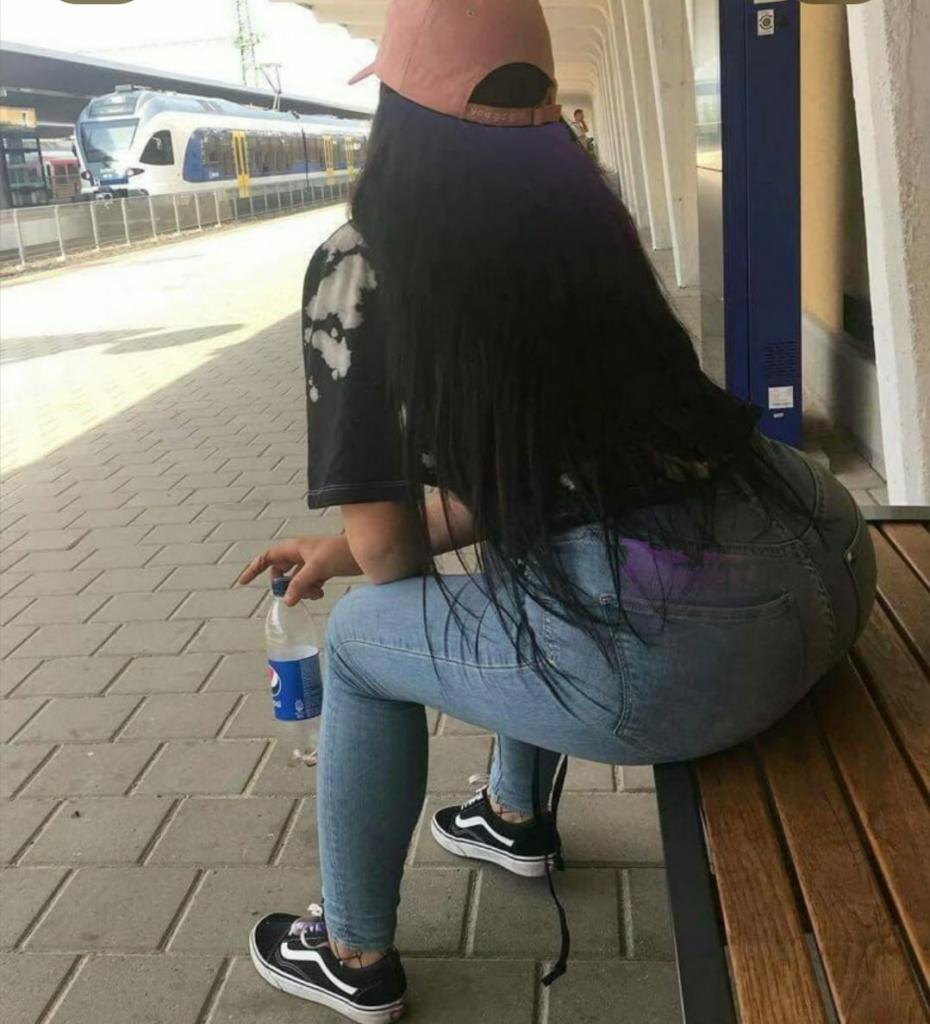 Chica busca chico en Gerona: 