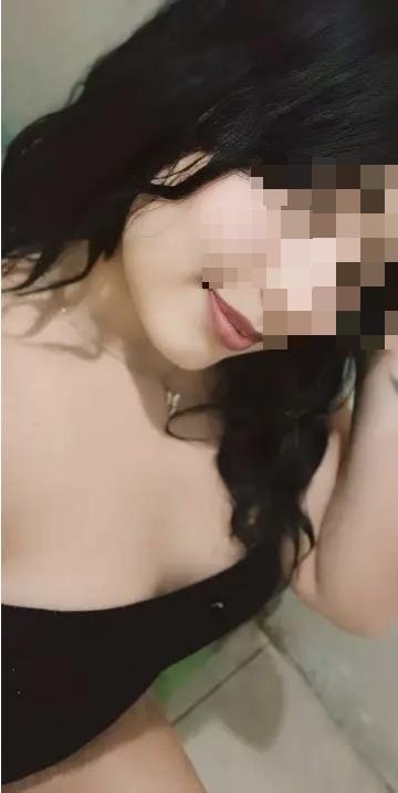 Chica busca chico en Tenerife: 