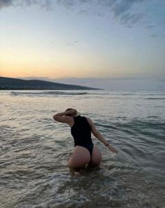 614915108: Chica busca chico en La Coruña