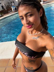 662483286: Chica busca chico en Málaga