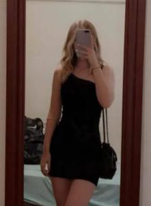 614897457: Chica busca chico en Ibiza