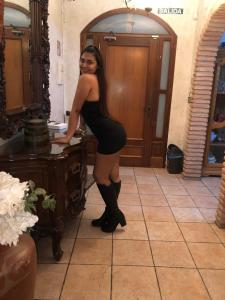 614114292: Chica busca chico en Mallorca