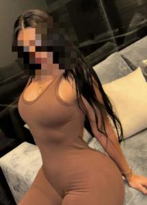 610746827: Chica busca chico en Cádiz