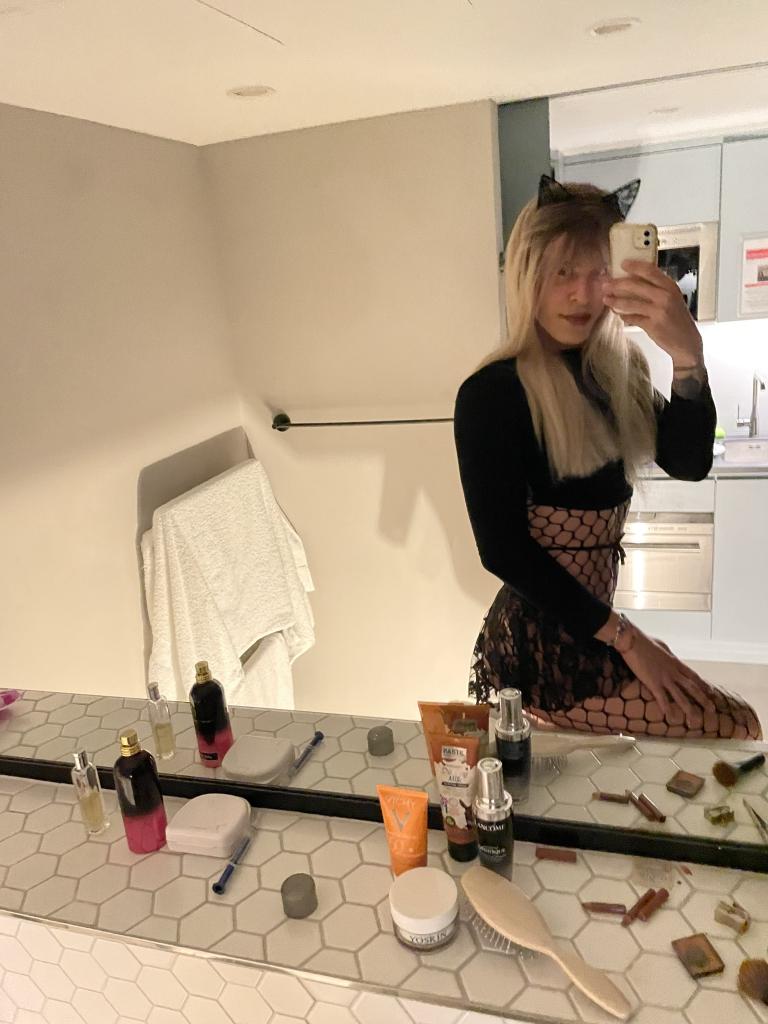 631995782: Travesti en Granada